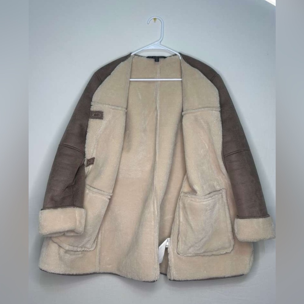 TRF Outerwear Faux Suede Sherpa Coat – Camel Brown women’s size XS(C11)✨